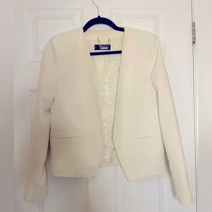 Short white mango blazer